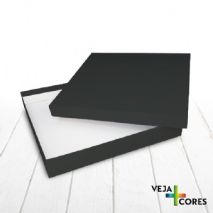 Caixa R�gida Tampa e Fundo. Revestimento em papel Color Plus - 30x30x4cm