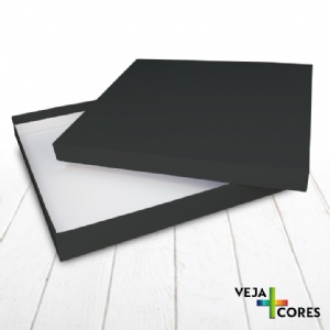 Caixa R�gida Tampa e Fundo. Revestimento em papel Color Plus - 35x35x4cm